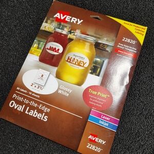 Avery 22820 Glossy White 2" x 3.33" Oval Labels LASER/INKJET 5 Sheets 40 Labels